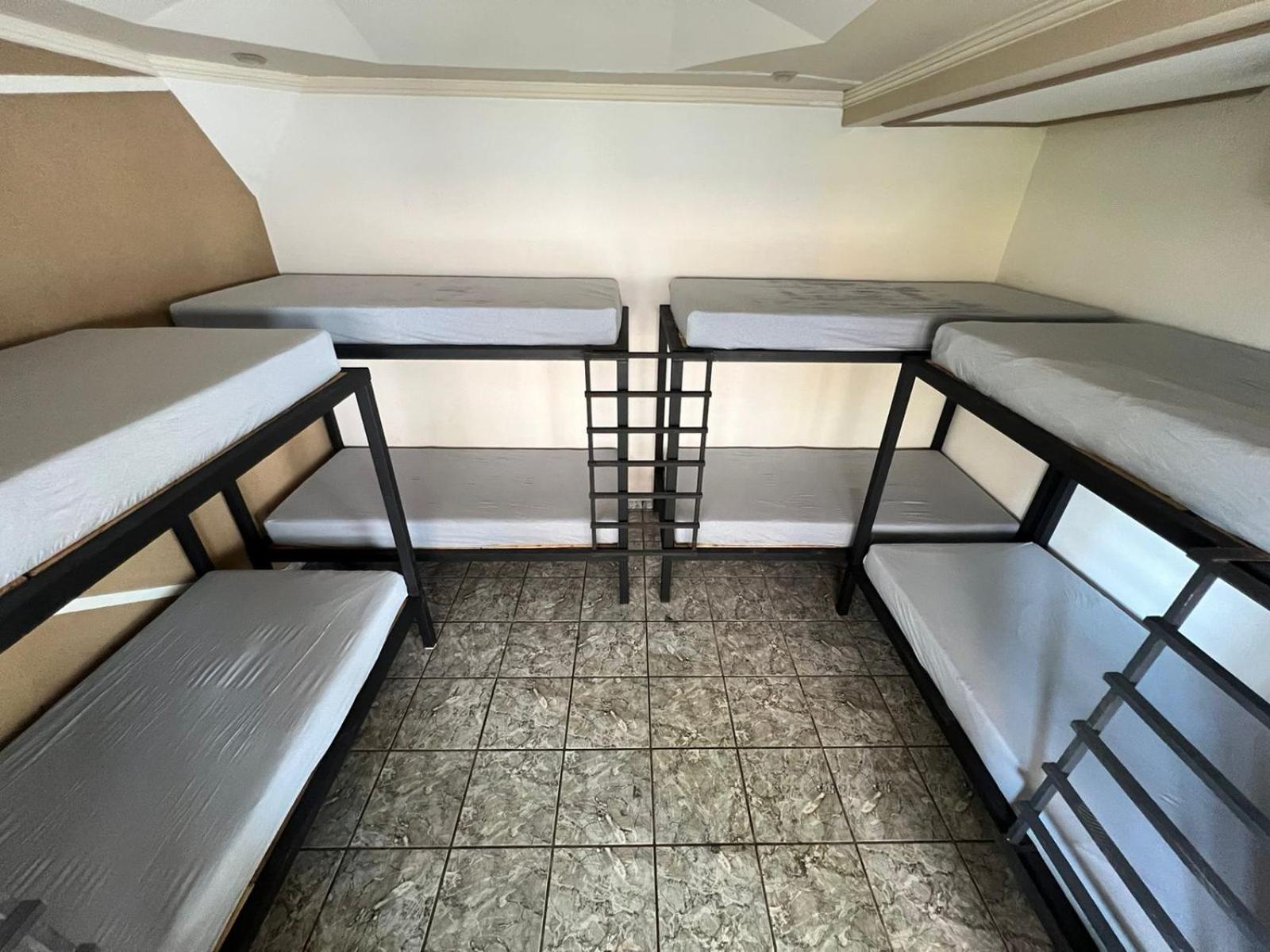 קמפו גרנדה Hostel Sideral מראה חיצוני תמונה